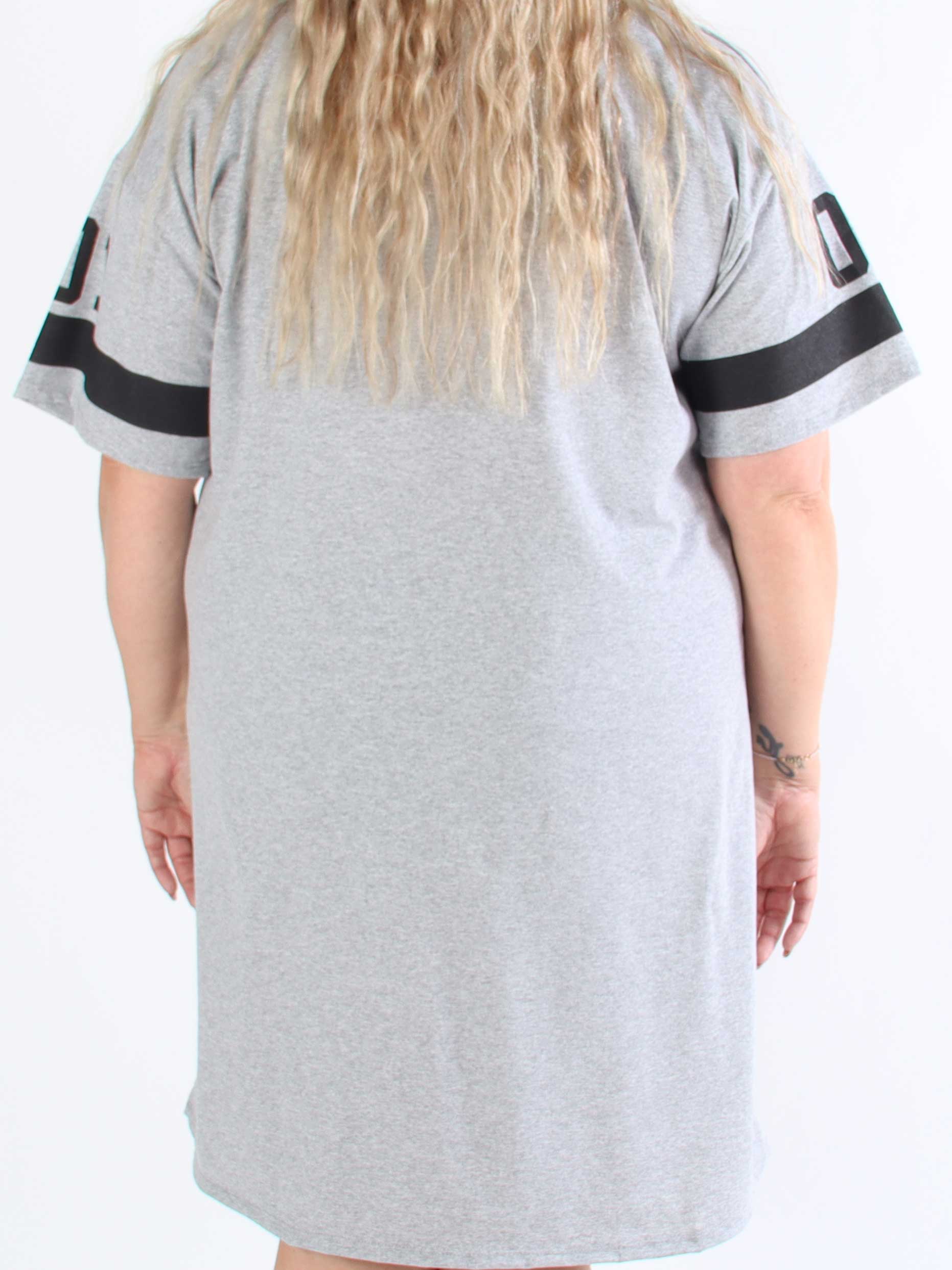 Millie - Plus size queen t-shirt kjole i blødt bomuld
